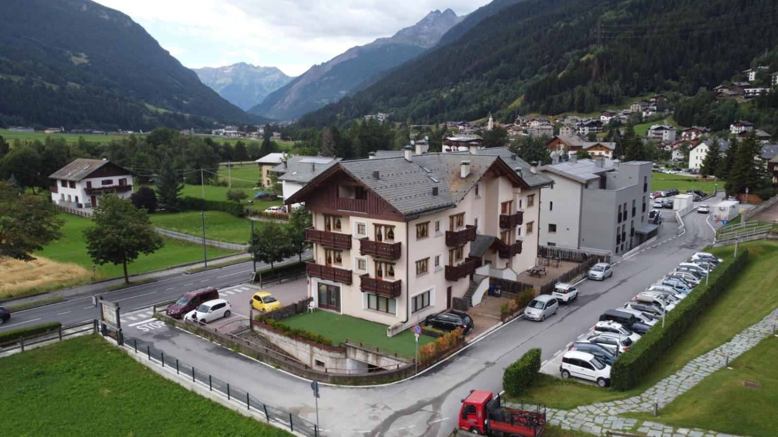 Appartamenti Serena Bormio Luaran gambar