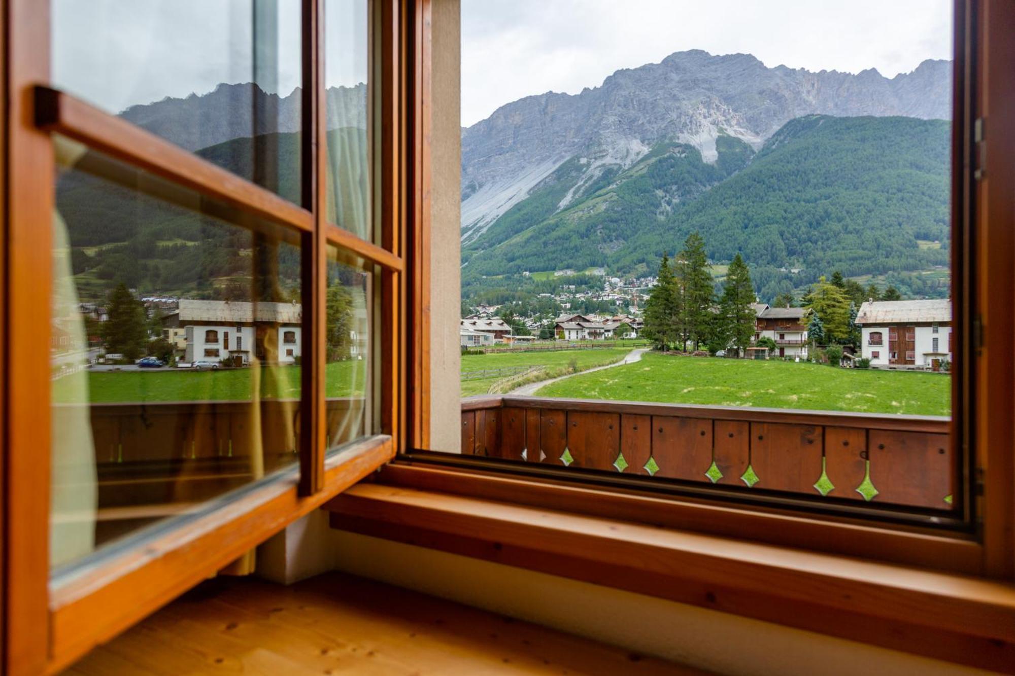 Appartamenti Serena Bormio Luaran gambar