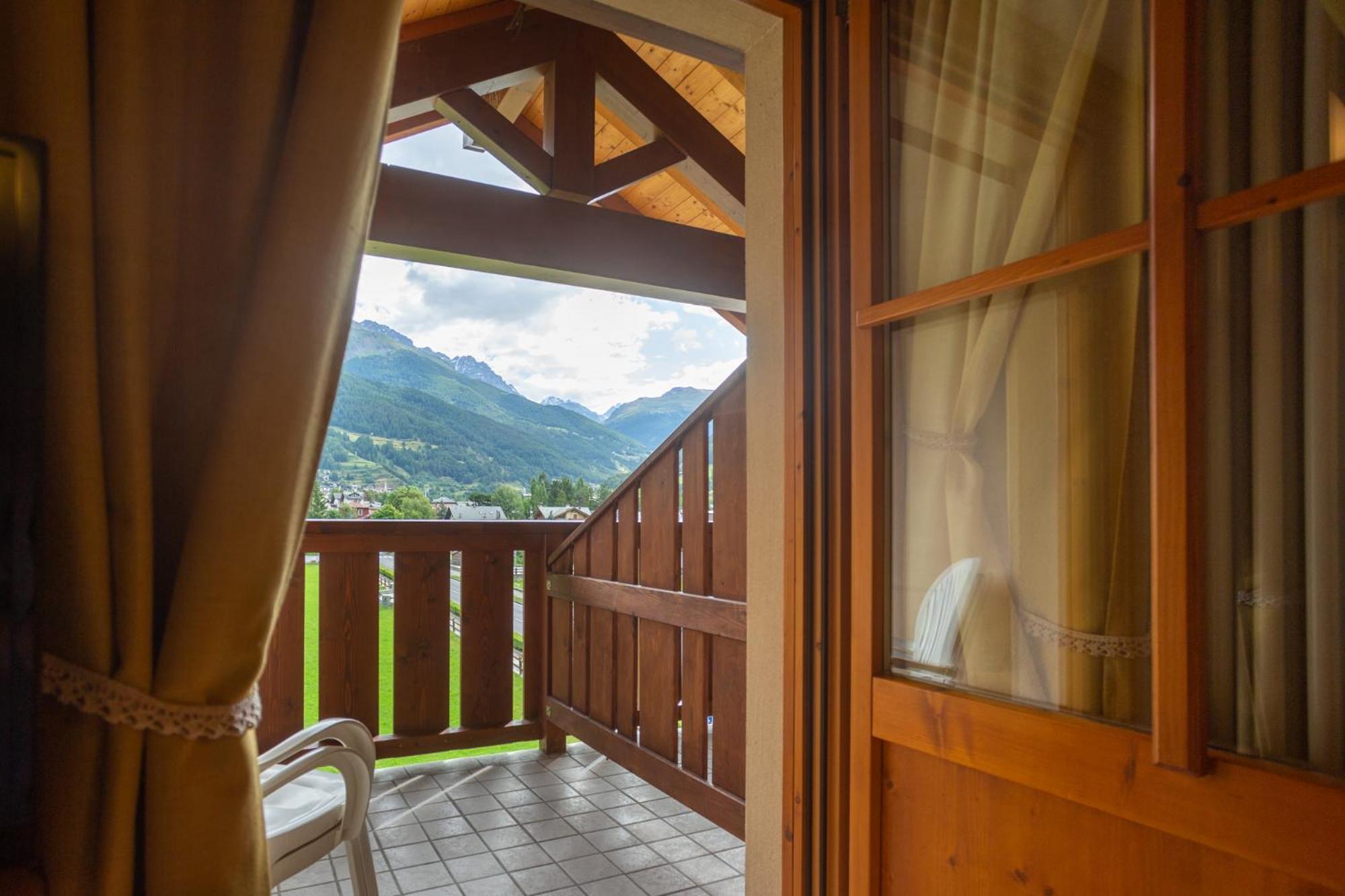 Appartamenti Serena Bormio Luaran gambar